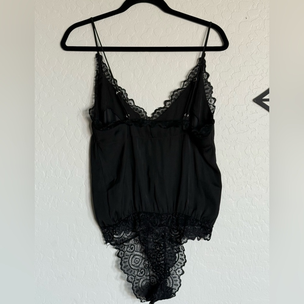 SAINTS + SECRETS Black Lace Trim Bodysuit - Small - Picture 2 of 4